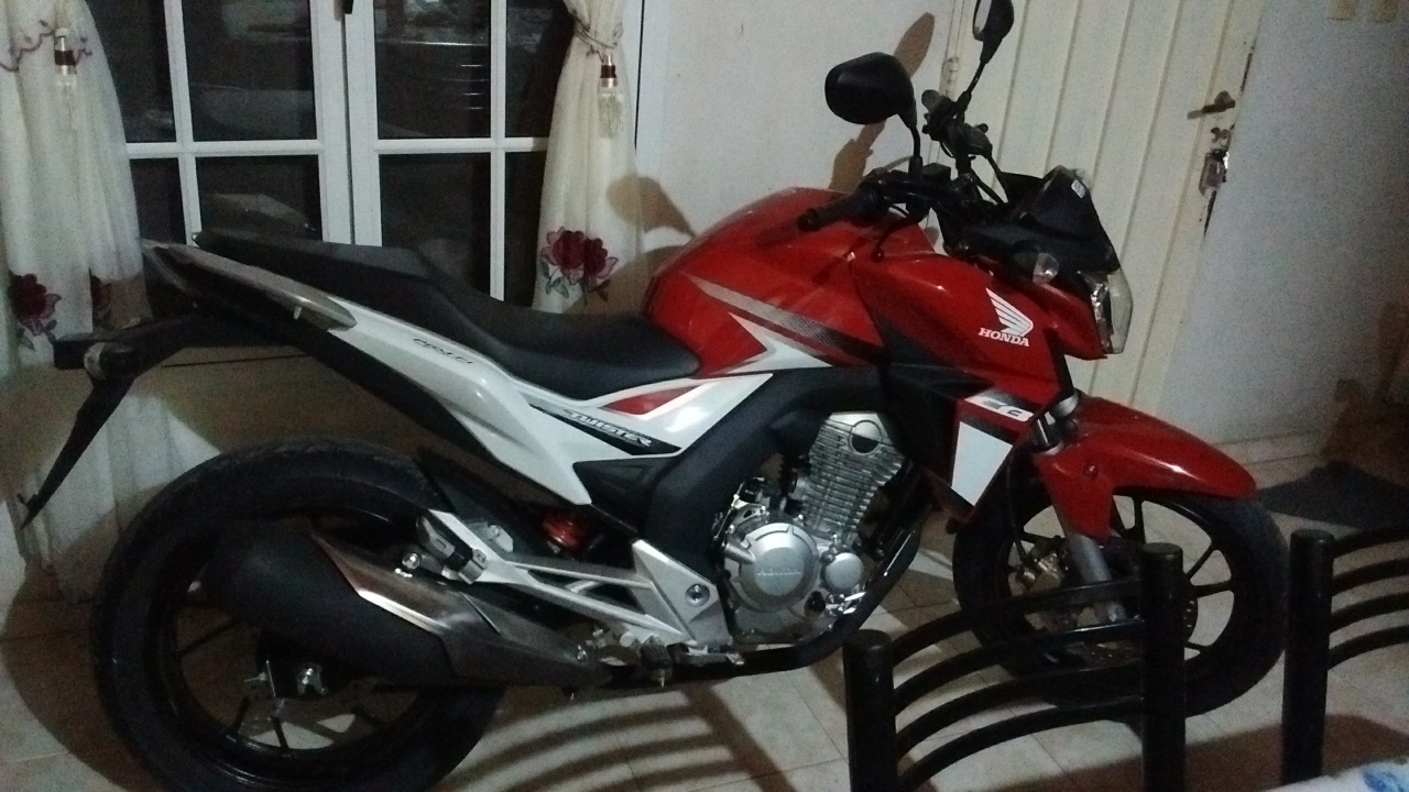 CB250.jpg