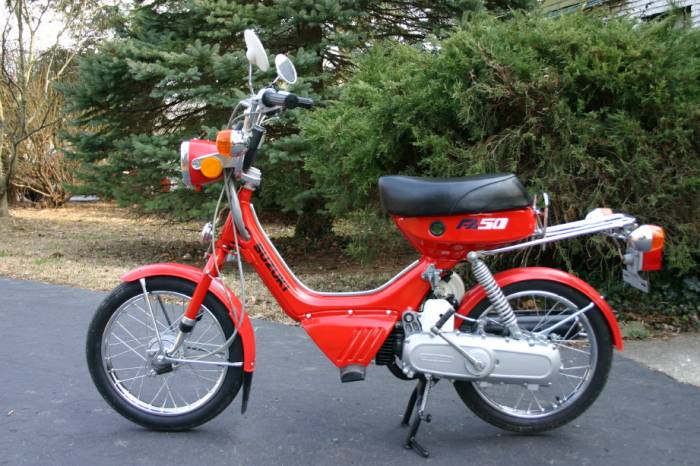 1 - 1991 Suzuki FA 50cc (''91).jpg