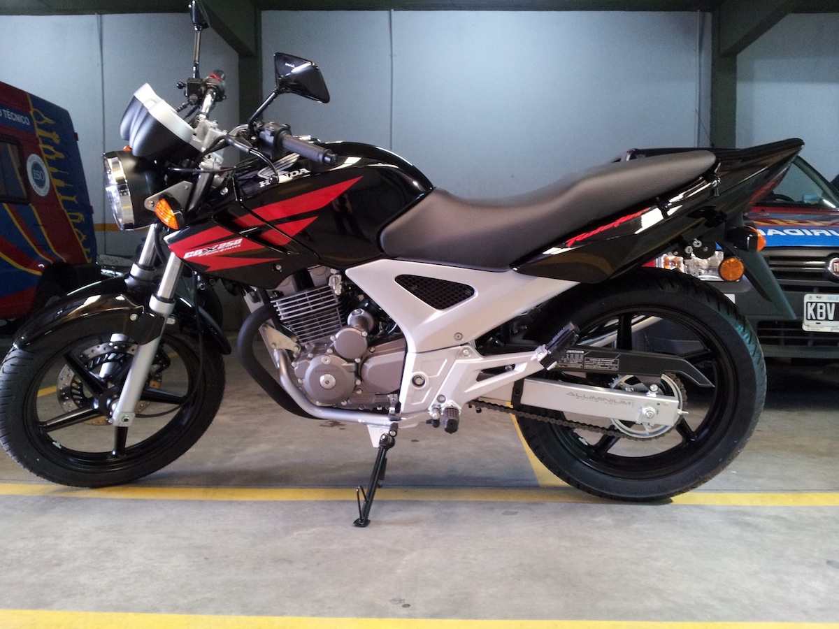 Moto2small.jpeg