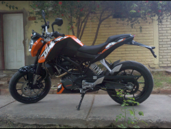 2013 KTM Duke 200