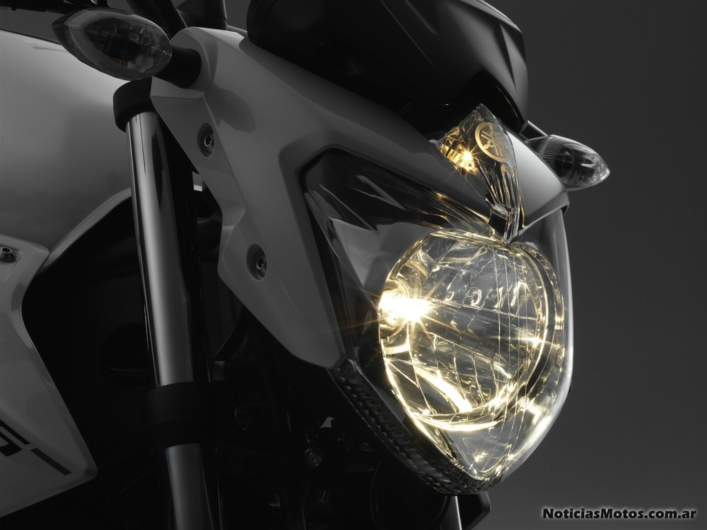Yamaha XJ6 Diversion 2013