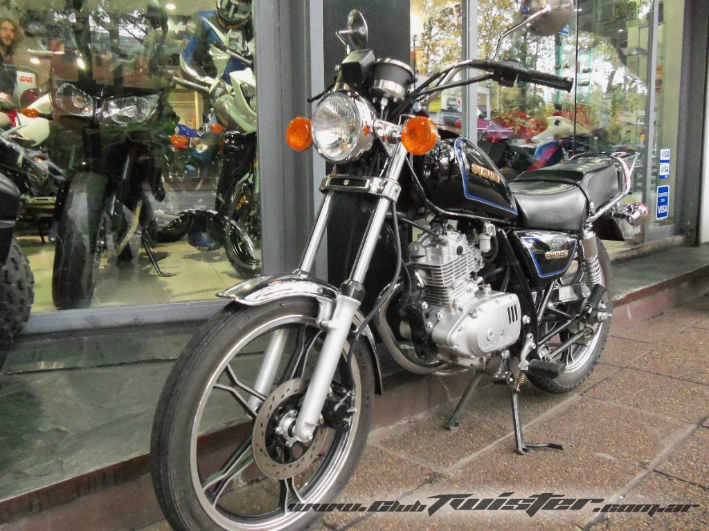 Suzuki GN 125... seguimos traicionando