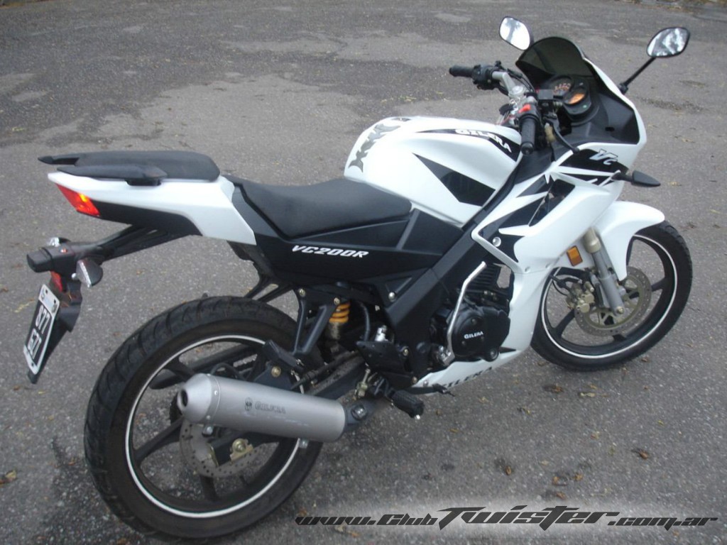 Que me recomiendan; Motomel o Mondial?